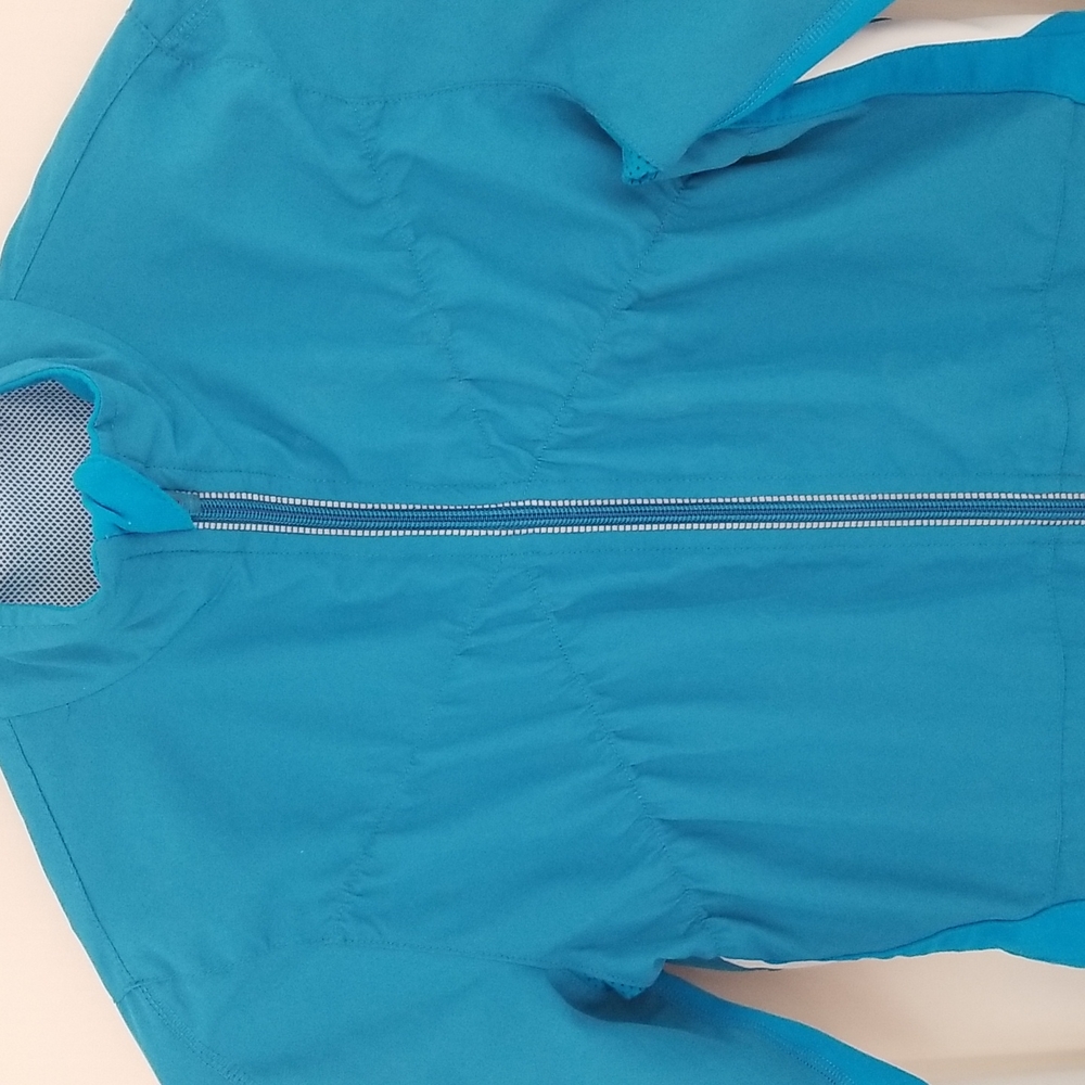 Lululemon Mesh-lined Color Block Running Jacket - Picture 2 of 10